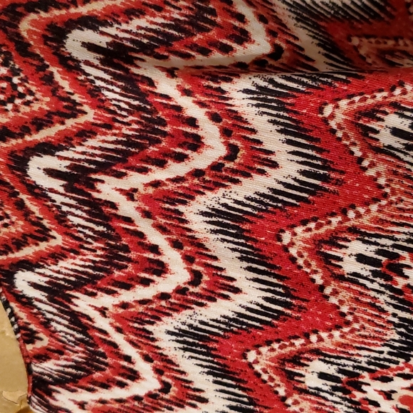 Top - Picture 3 of 4